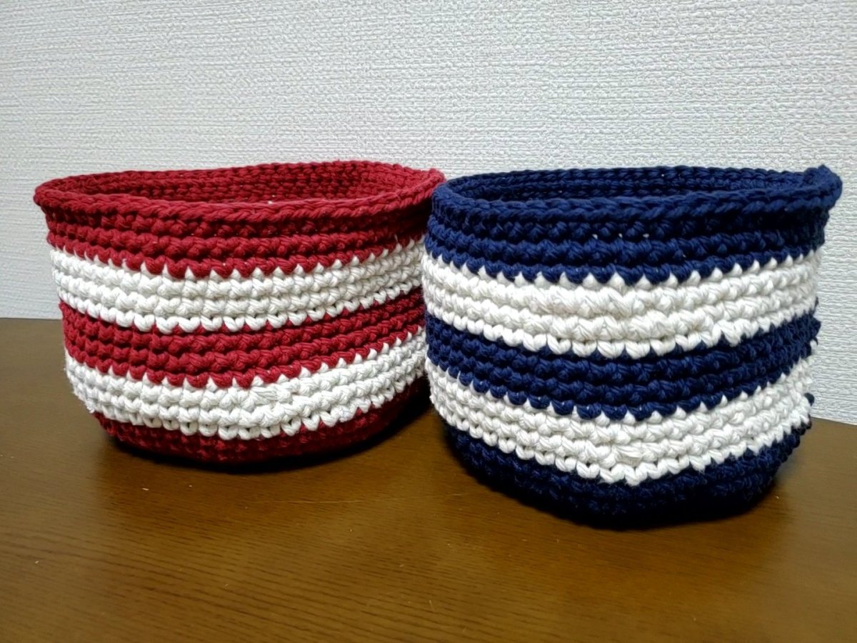 マクラメロープのボーダー小物入れ